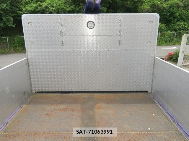 Mitsubishi FIGHTER 2018-05 7357739-7