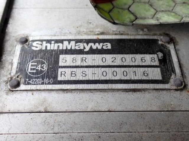 Mitsubishi FIGHTER 2014-03 7383895-16