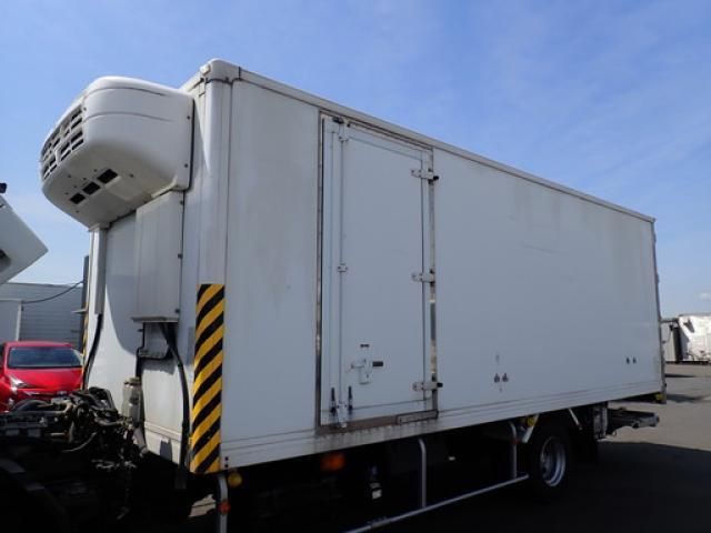 Mitsubishi FIGHTER 2014-03 7383895-29