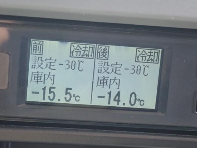 Mitsubishi FIGHTER 2014-03 7383895-7