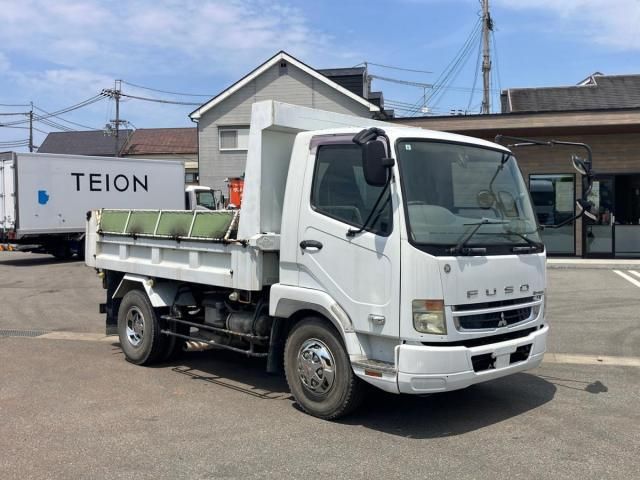 Mitsubishi FIGHTER 2010-08 7383898-1