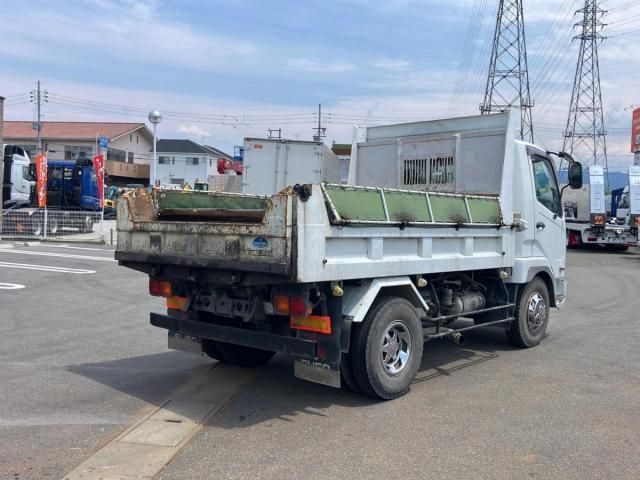 Mitsubishi FIGHTER 2010-08 7383898-2