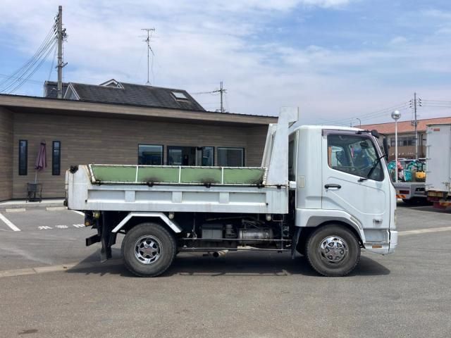 Mitsubishi FIGHTER 2010-08 7383898-7