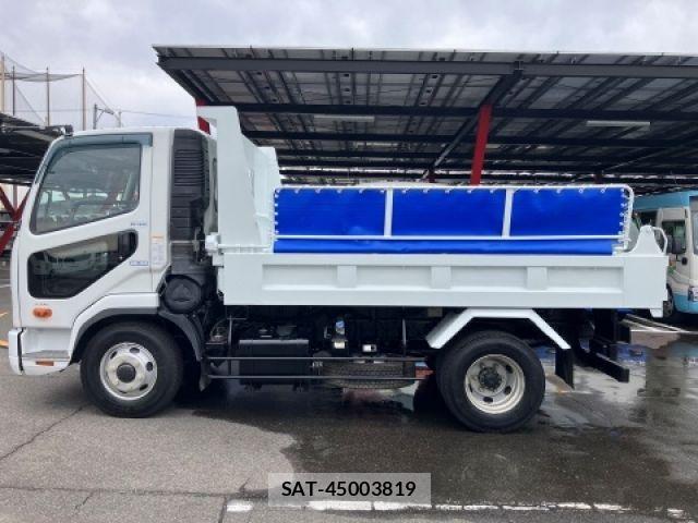 Mitsubishi FIGHTER 2020-07 7392135-6