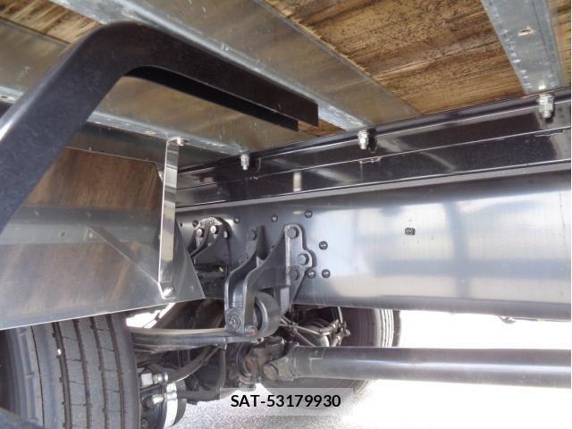 Mitsubishi FIGHTER 2024-10 7454273-9