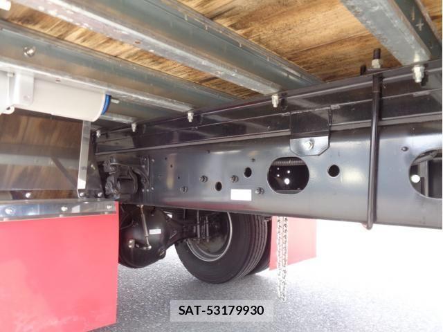 Mitsubishi FIGHTER 2024-10 7454273-12