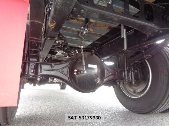 Mitsubishi FIGHTER 2024-10 7454273-8
