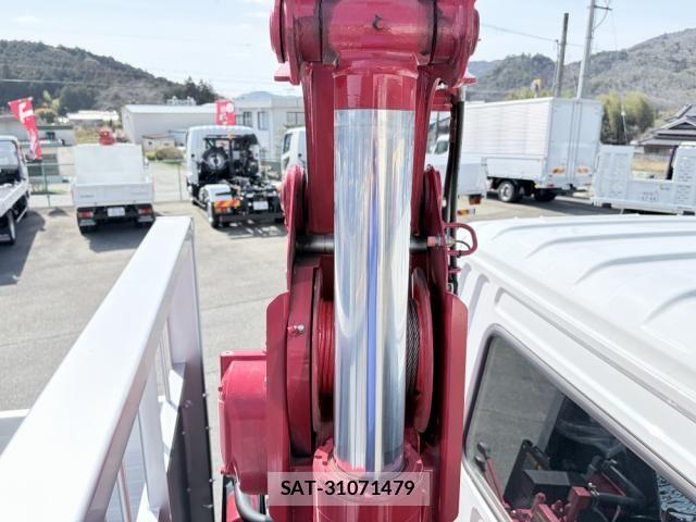 Mitsubishi FIGHTER 2026-02 7454271-17