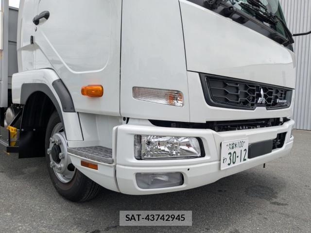 Mitsubishi FIGHTER 2025-12 7500560-24