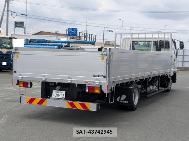 Mitsubishi FIGHTER 2025-12 7500560-3