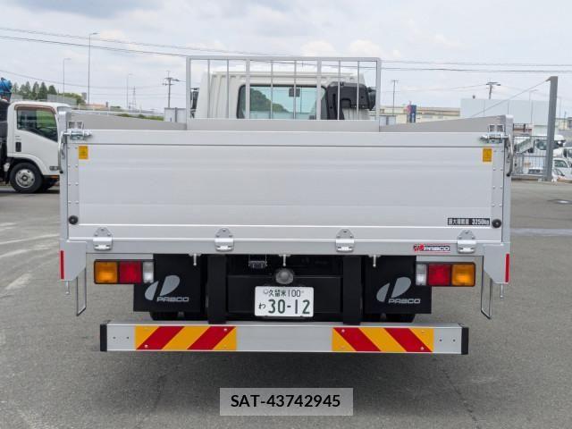 Mitsubishi FIGHTER 2025-12 7500560-6