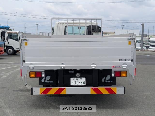 Mitsubishi FIGHTER 2026-01 7500557-6
