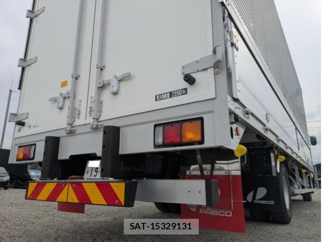 Mitsubishi FIGHTER 2025-11 7500550-5