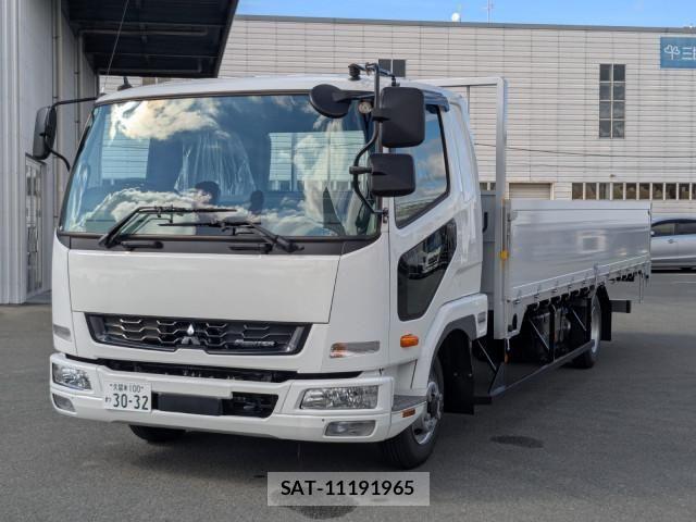 Mitsubishi FIGHTER 2026-01 7500555-0