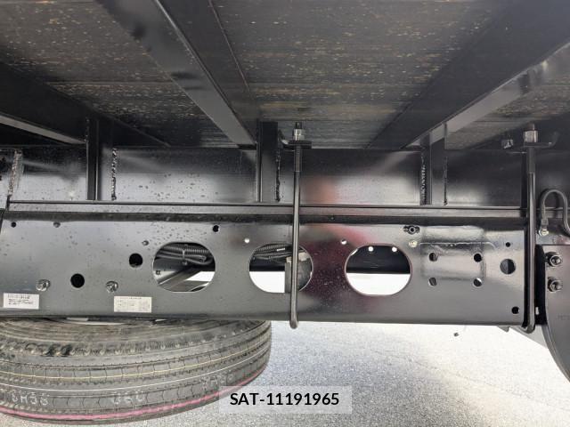 Mitsubishi FIGHTER 2026-01 7500555-8