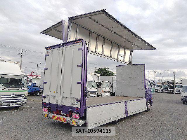 Mitsubishi FIGHTER 2019-03 7500566-5