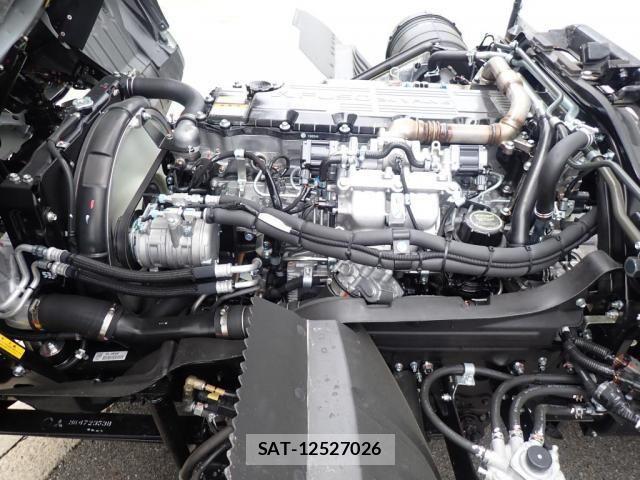 Mitsubishi FIGHTER 2026-02 7508661-20