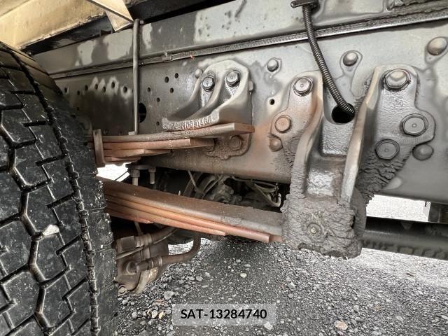Mitsubishi FIGHTER 2015-08 7500564-19