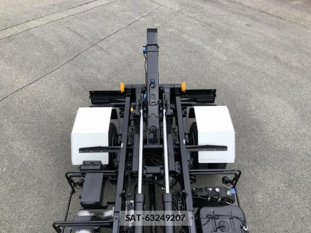 Mitsubishi FIGHTER 2026-02 7500561-15