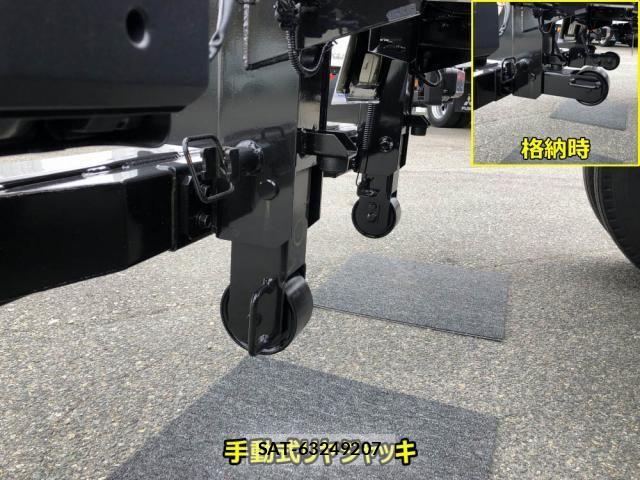 Mitsubishi FIGHTER 2026-02 7500561-26