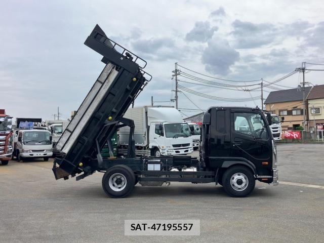 Mitsubishi FIGHTER 2021-07 7508662-5