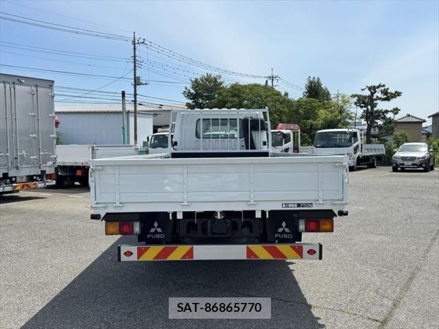 Mitsubishi FIGHTER 2017-05 7500565-4