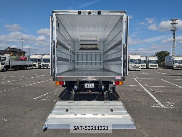 Mitsubishi FIGHTER 2025-12 7500549-9