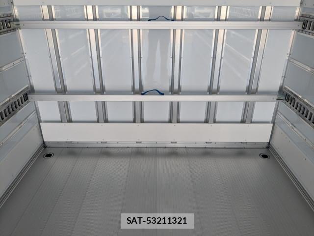 Mitsubishi FIGHTER 2025-12 7500549-16