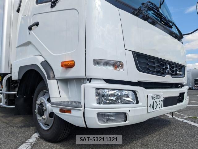 Mitsubishi FIGHTER 2025-12 7500549-25