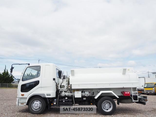 Mitsubishi FIGHTER 2015-07 7500563-1