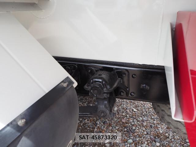 Mitsubishi FIGHTER 2015-07 7500563-26