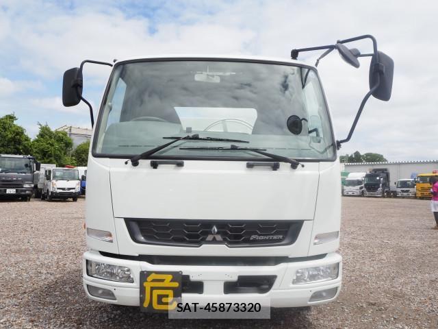 Mitsubishi FIGHTER 2015-07 7500563-7