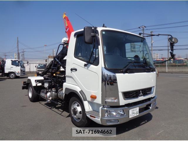 Mitsubishi FIGHTER 2026-03 7562111-0