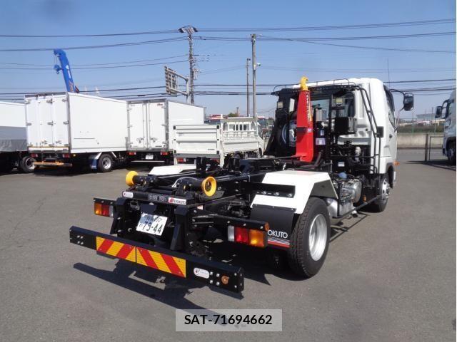 Mitsubishi FIGHTER 2026-03 7562111-2