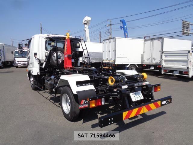 Mitsubishi FIGHTER 2026-03 7562112-3