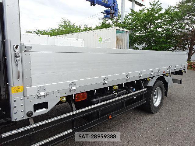 Mitsubishi FIGHTER 2021-05 7562106-9