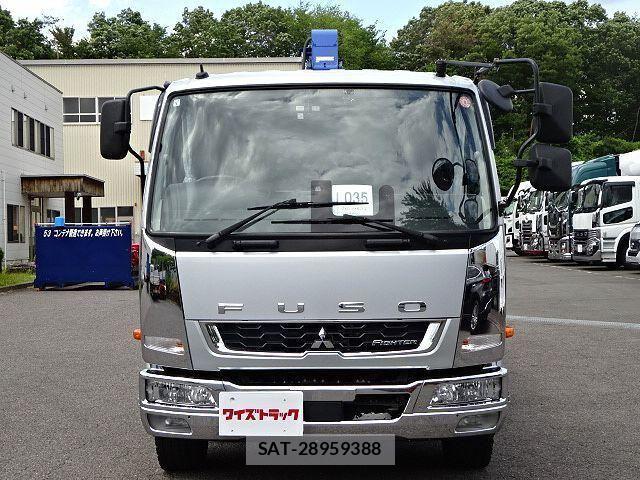 Mitsubishi FIGHTER 2021-05 7562106-1