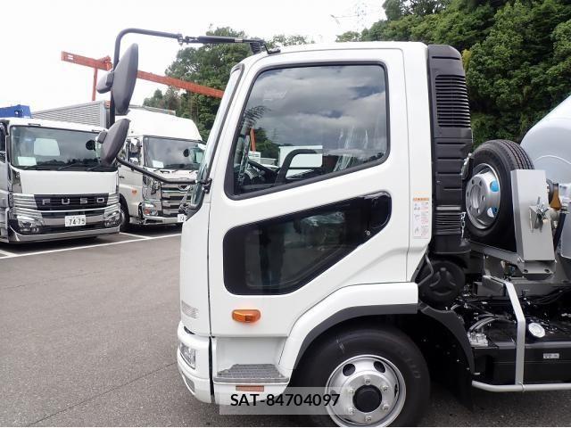 Mitsubishi FIGHTER 2026-03 7562109-14