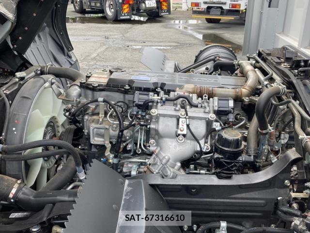 Mitsubishi FIGHTER 2025-03 7562108-15