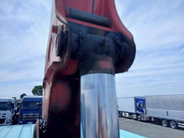 Mitsubishi FIGHTER 2013-06 7606851-21