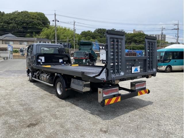 Mitsubishi FIGHTER 2022-06 7606834-1