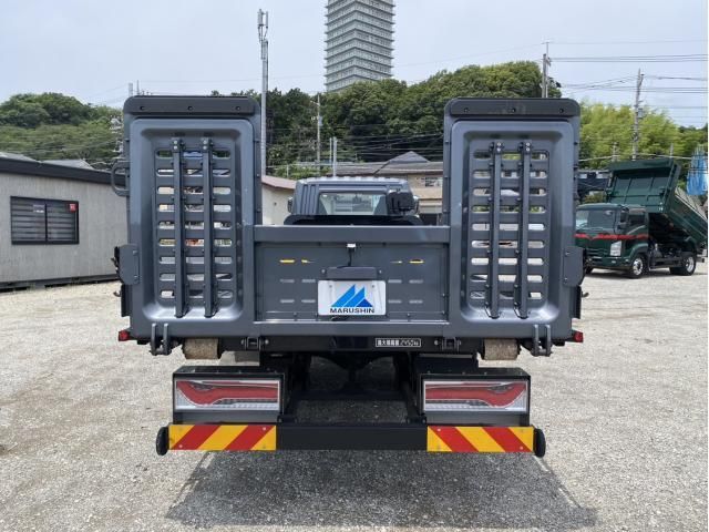 Mitsubishi FIGHTER 2022-06 7606834-6