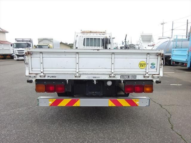 Mitsubishi FIGHTER 2011-10 7606860-10