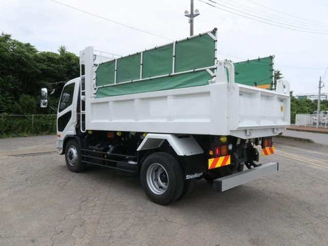 Mitsubishi FIGHTER 2025-10 7606828-4