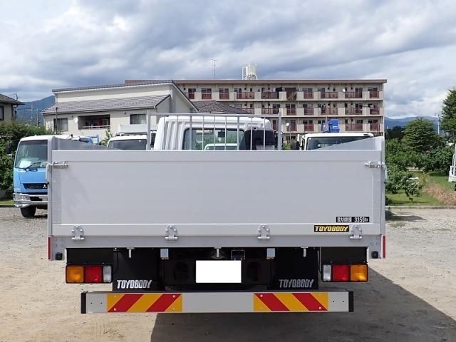 Mitsubishi FIGHTER 2025-05 7606837-5