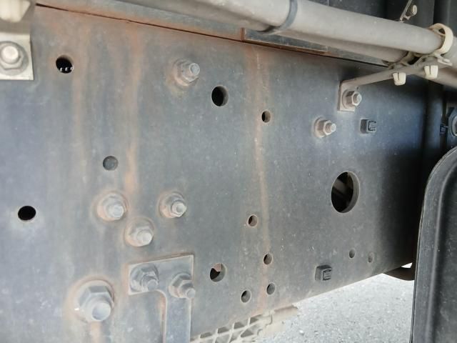 Mitsubishi FIGHTER 2018-06 7606849-16