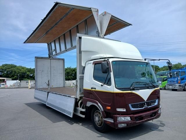 Mitsubishi FIGHTER 2018-06 7606849-6