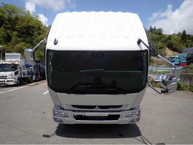 Mitsubishi FIGHTER 2026-02 7606832-13
