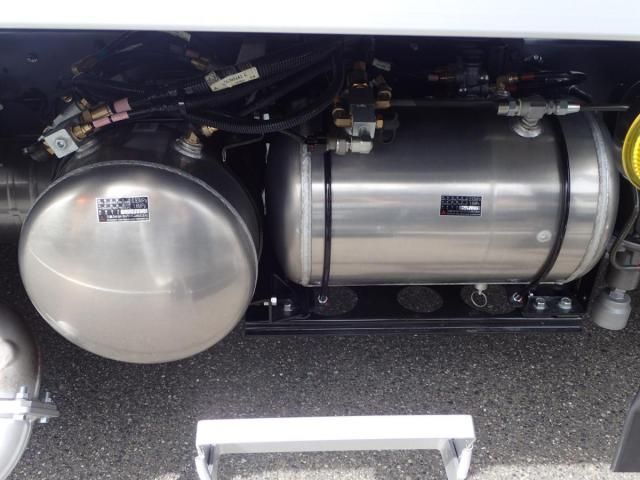 Mitsubishi FIGHTER 2025-12 7710175-8