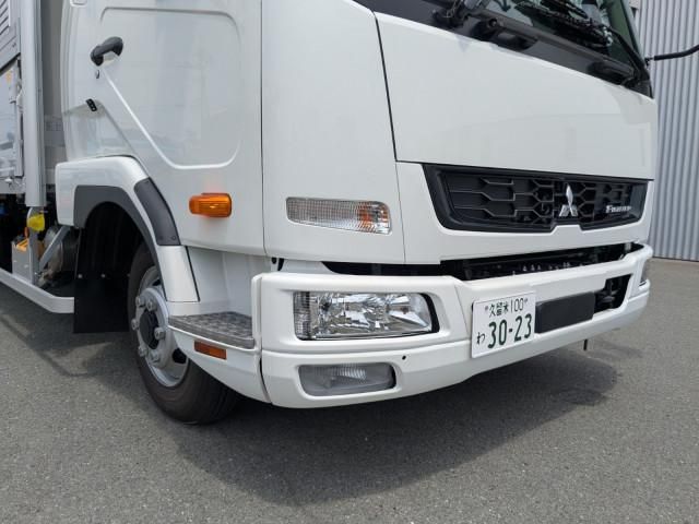 Mitsubishi FIGHTER 2025-12 7710170-24